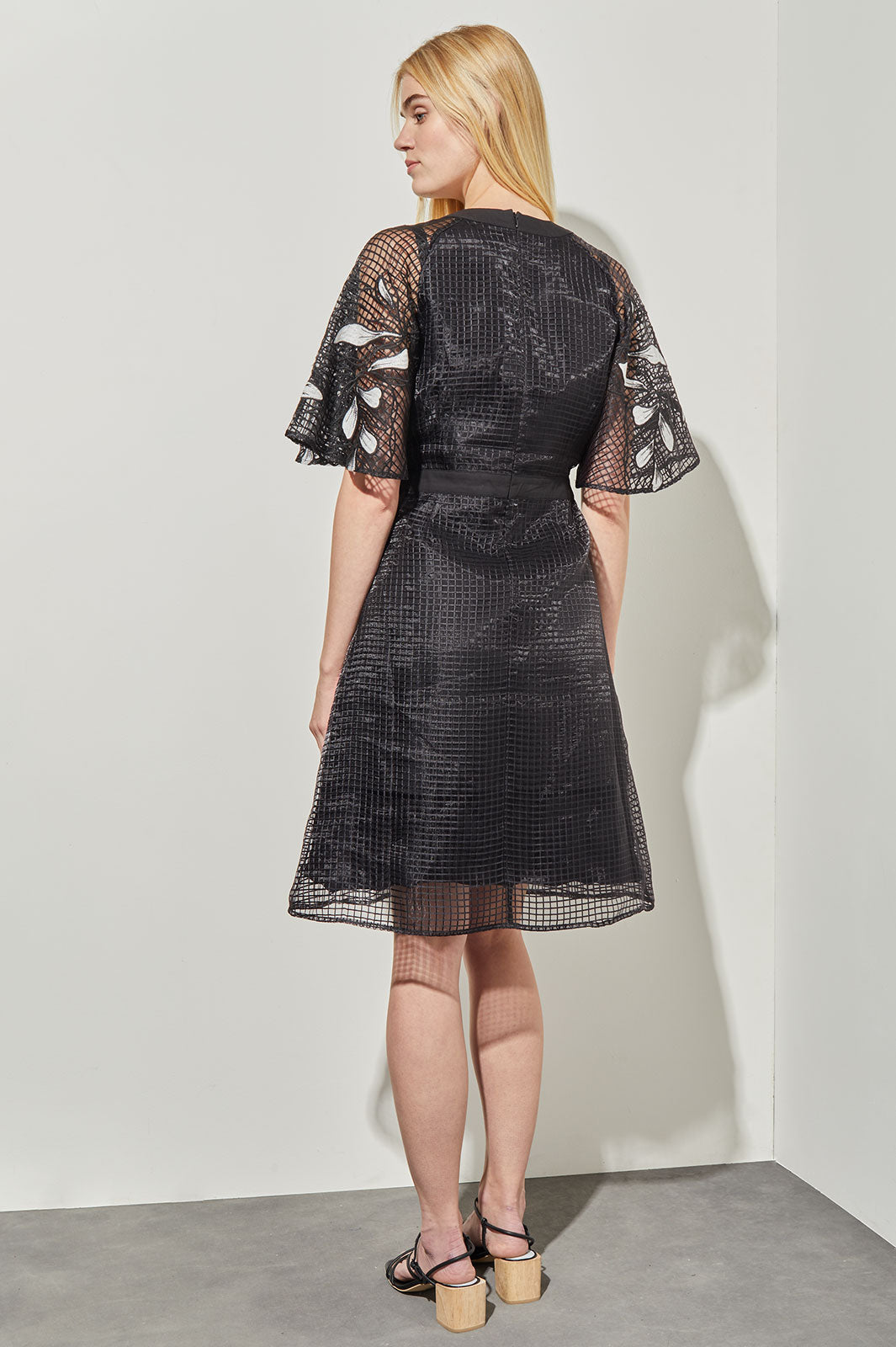 A-Line Dress - Floral Applique Bell Sleeve Grid Woven