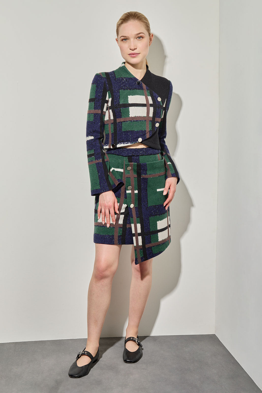 Cozy Knit Asymmetrical Above-the-Knee Skirt